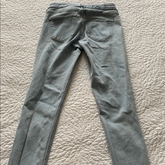 H & M JEANS - Picture 2 of 2